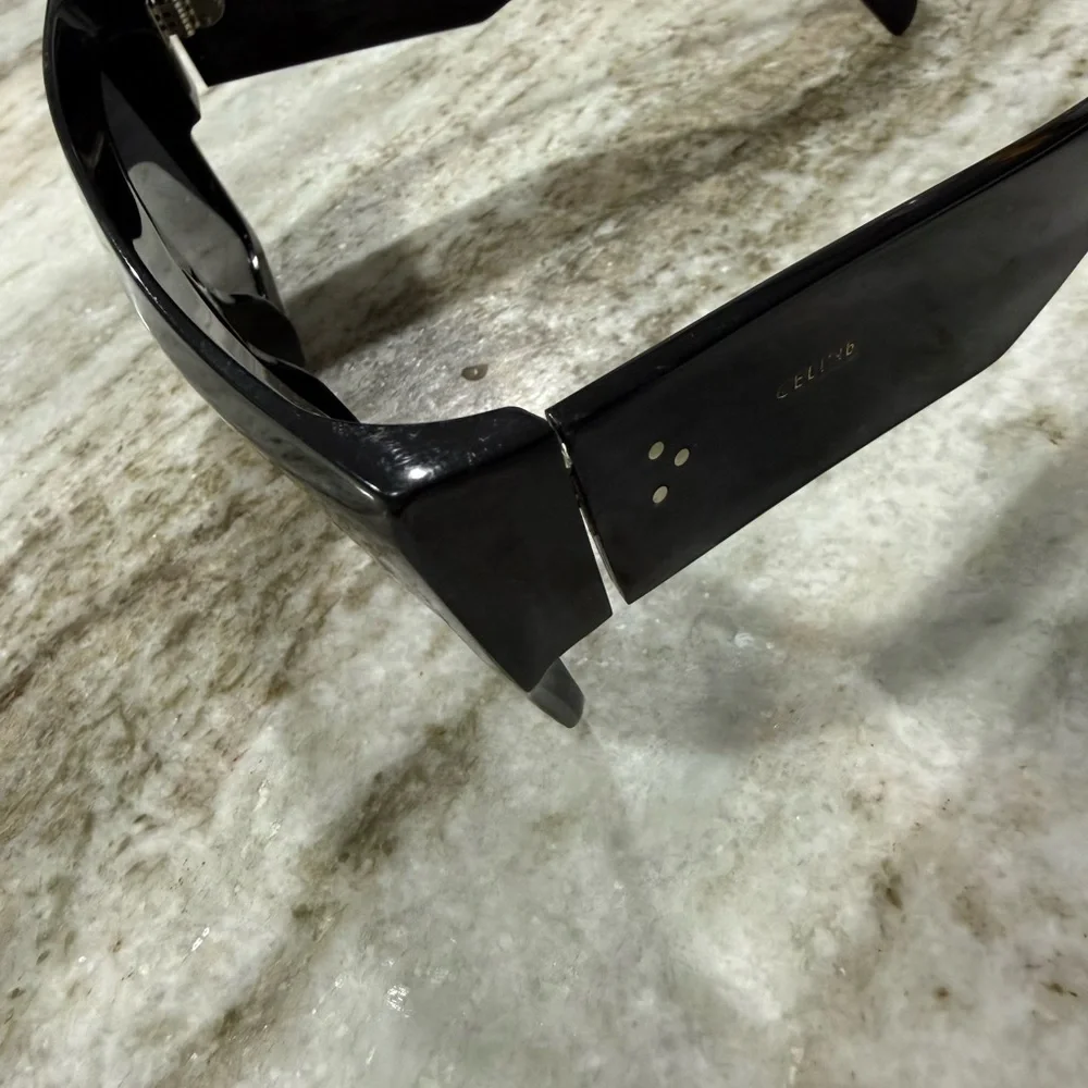 Celine Black Rectangular Sunglasses with Case - Picture 3 of 11